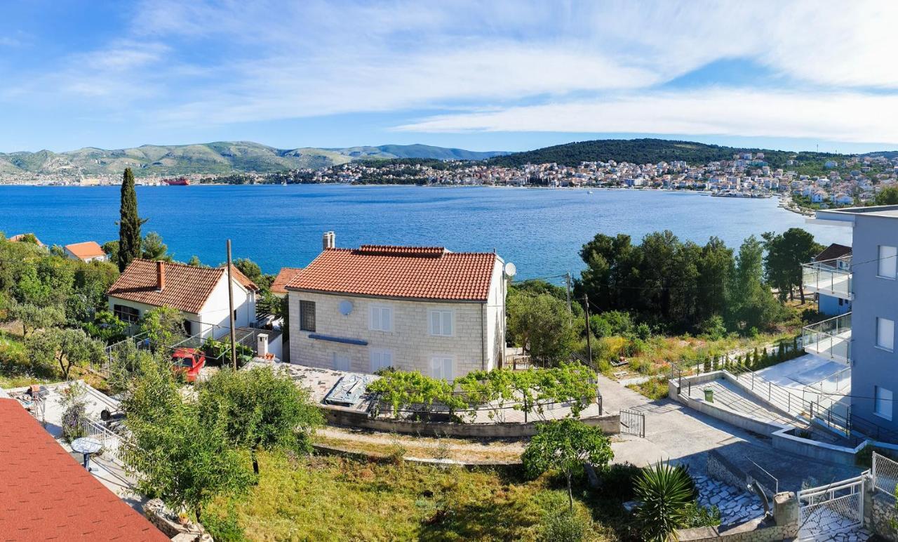 Villa Uno Trogir Exterior photo